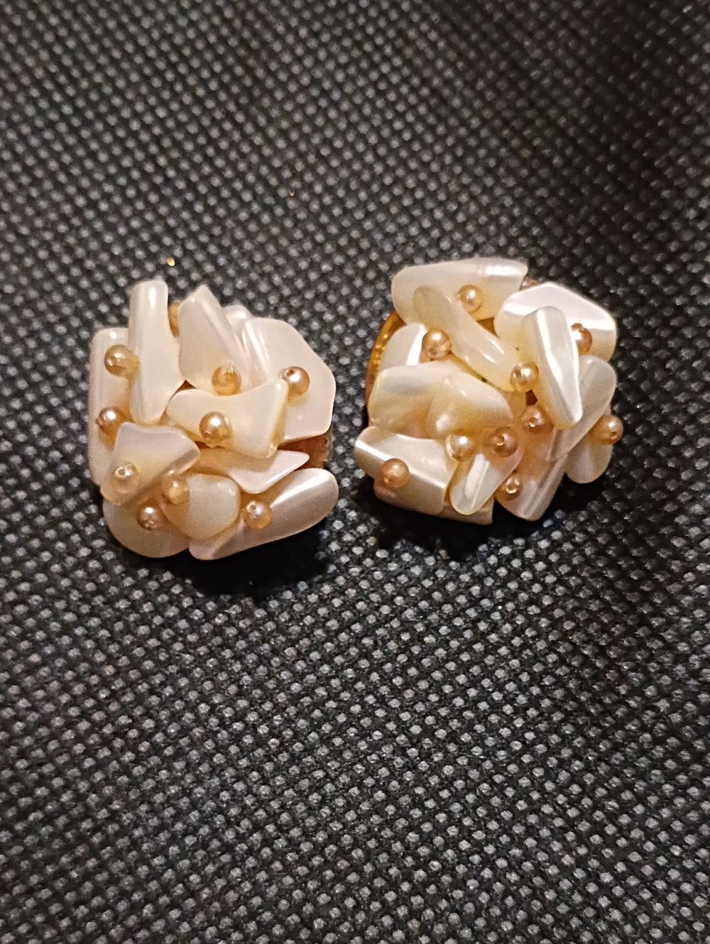 Gold and Cream Cluster Clip On Earrings Vintage